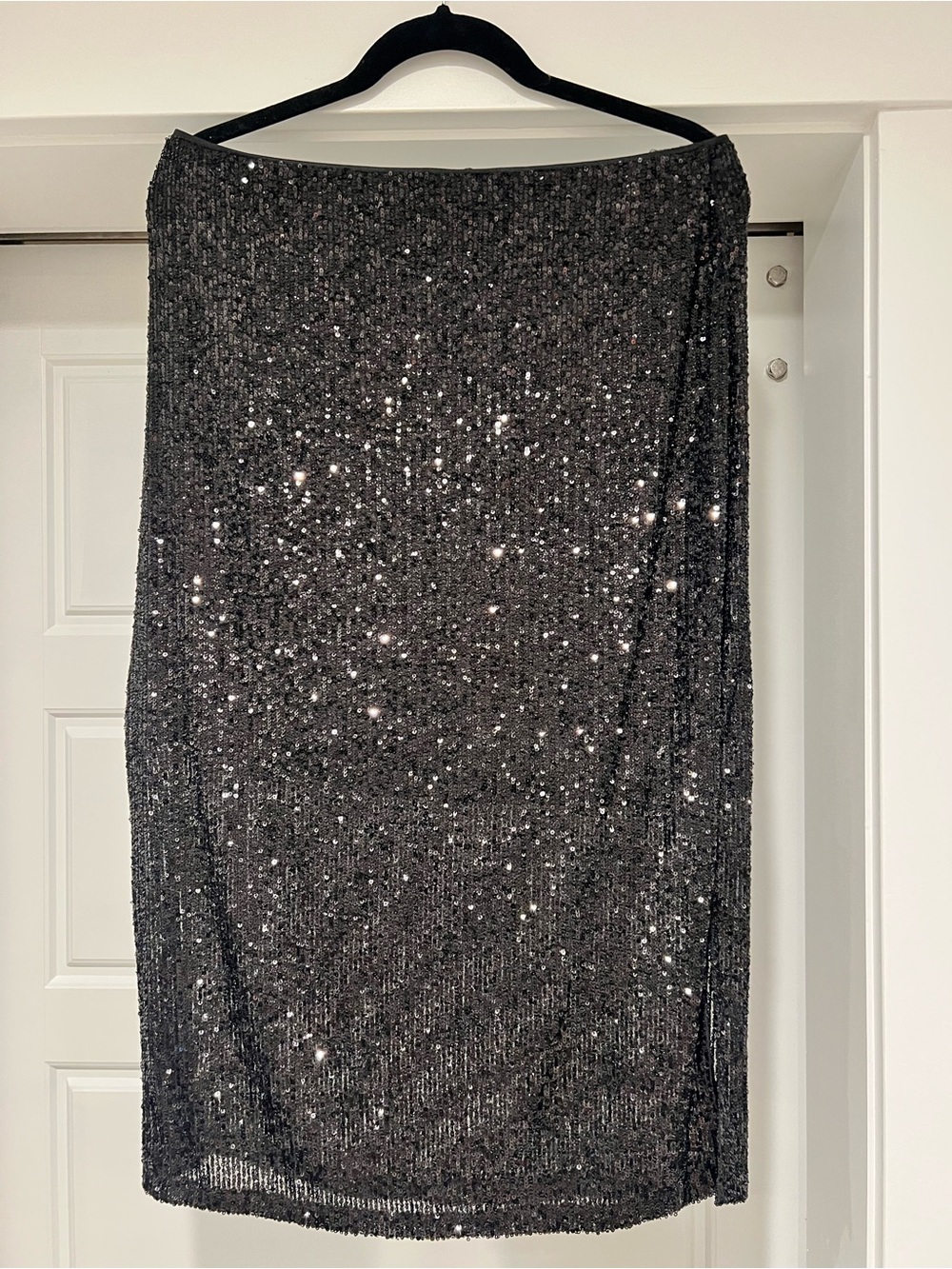 Sequin Pencil Skirt - Black